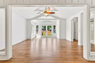 811 E 45th St, Austin, TX 78751 - Photo 1