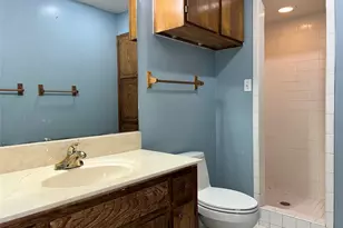 209 Oak Crest Ln, Georgetown, TX 78628 - Photo 4