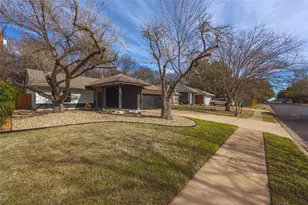 2404 Monarch Dr, Austin, TX 78748 - Photo 2