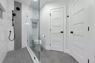 2404 Monarch Dr, Austin, TX 78748 - Photo 16