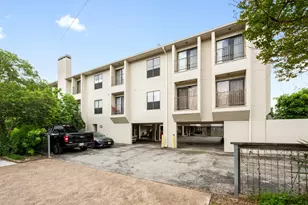 409 E 38th St, Austin, TX 78705 - Photo 2