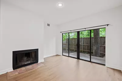 409 E 38th Street #101, Austin, TX 78705 - Photo 6
