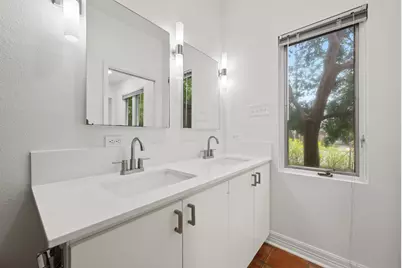 409 E 38th Street #101, Austin, TX 78705 - Photo 14