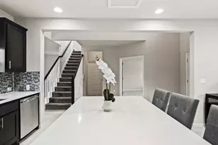8709 Slater Dr, Austin, TX 78747 - Photo 14