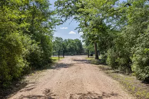 1306 22 Hills Rd, Gause, TX 77857 - Photo 30