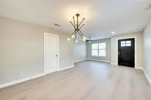 6400 Auburn Dr, Austin, TX 78723 - Photo 6