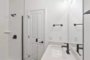 109 Adlai Ave, Georgetown, TX 78633 - Photo 32