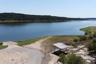 201 Laurel Ln, Spicewood, TX 78669 - Photo 28