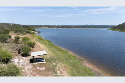 201 Laurel Lane, Spicewood, TX 78669 - Photo 32