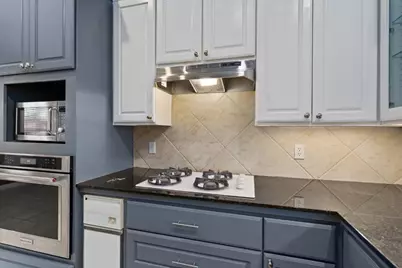 3906 Gaines Court, Austin, TX 78735 - Photo 10
