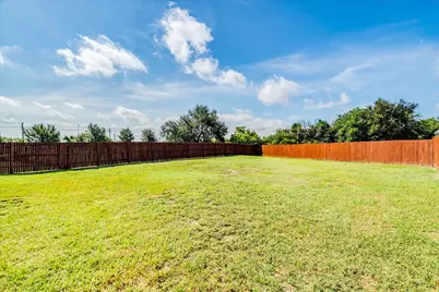 121 Coleto Creek Loop, Kyle, TX 78640 - Photo 32