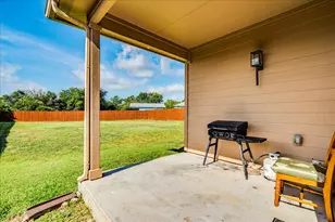 121 Coleto Creek Loop, Kyle, TX 78640 - Photo 28
