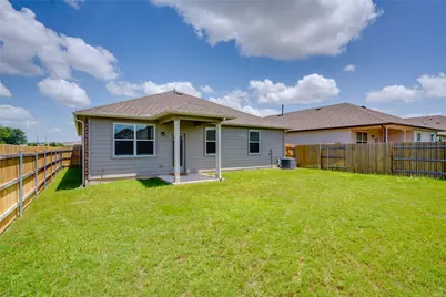 102 Rainmaker Cove, Bastrop, TX 78602 - Photo 32