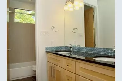 4605 Avenue B #B, Austin, TX 78751 - Photo 4