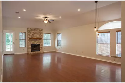 729 Shade Tree Drive, Austin, TX 78748 - Photo 10