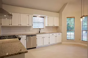 729 Shade Tree Dr, Austin, TX 78748 - Photo 8