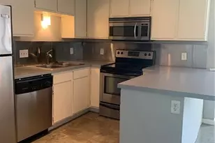 1013 W W 23rd St, Austin, TX 78705 - Photo 4