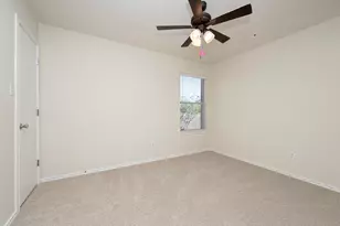 1004 Bluff Meadow Cove, Georgetown, TX 78626 - Photo 20