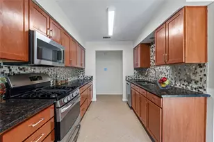 8411 Bargamin Dr, Austin, TX 78736 - Photo 12