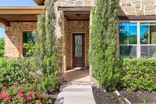 1020 Winding Way Dr, Georgetown, TX 78628 - Photo 2