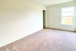 701 Yearwood Ln, Jarrell, TX 76537 - Photo 6