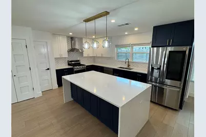 5805 N Hampton Drive, Austin, TX 78723 - Photo 6