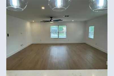 5805 N Hampton Drive, Austin, TX 78723 - Photo 8