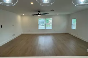 5805 N Hampton Dr, Austin, TX 78723 - Photo 8