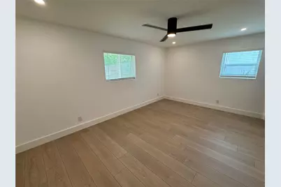 5805 N Hampton Drive, Austin, TX 78723 - Photo 12