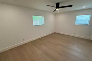 5805 N Hampton Dr, Austin, TX 78723 - Photo 12