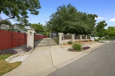 1612 S 3rd Street #B, Austin, TX 78704 - Photo 1