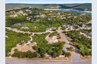 17620 Hunters Hollow, Jonestown, TX 78645 - Photo 4
