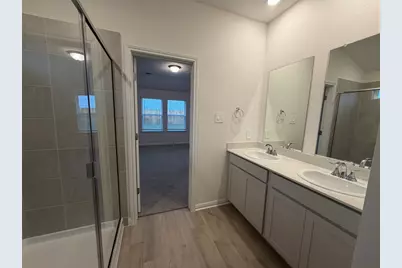 100 Honey Bee Road, Jarrell, TX 76537 - Photo 2