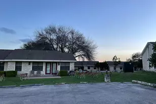 21107 Highland Lake Dr, Lago Vista, TX 78645 - Photo 22