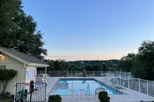 21107 Highland Lake Dr, Lago Vista, TX 78645 - Photo 12