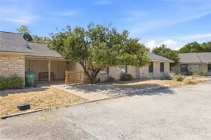 21107 Highland Lake Dr, Lago Vista, TX 78645 - Photo 2