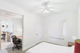 711 W 26th St, Austin, TX 78705 - Photo 6