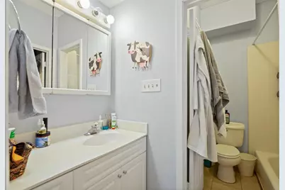 715 W 22 1/2 Street #101, Austin, TX 78705 - Photo 8