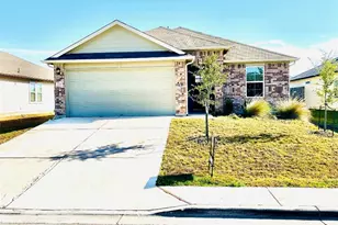 1420 London Wy, Lockhart, TX 78644 - Photo 1