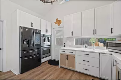 1201 S Garden Street #A, Austin, TX 78702 - Photo 10