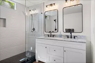 1201 S Garden St, Austin, TX 78702 - Photo 16