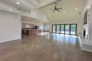 137 Mulberry Ln, Bastrop, TX 78602 - Photo 8