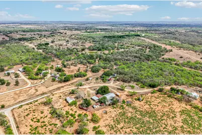 3200 Cattlemens Row, Lockhart, TX 78644 - Photo 10