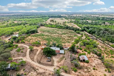 3200 Cattlemens Row, Lockhart, TX 78644 - Photo 6