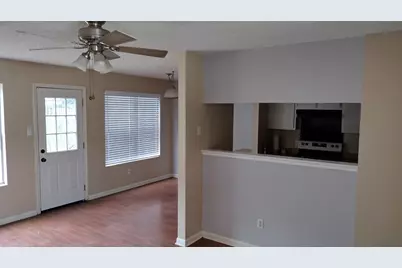 10001 Parliament House Road #A, Austin, TX 78729 - Photo 4