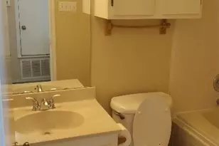 10001 Parliament House Rd, Austin, TX 78729 - Photo 14