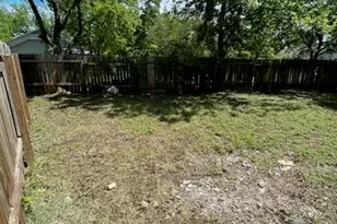 10001 Parliament House Rd, Austin, TX 78729 - Photo 18