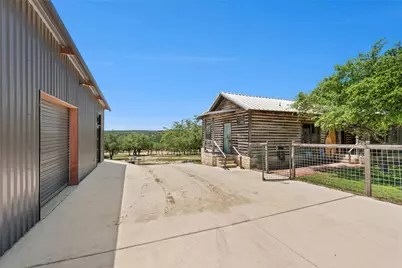 496 Middleton Road, Spicewood, TX 78669 - Photo 28