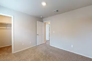 233 Boatright Blvd, Jarrell, TX 76537 - Photo 18