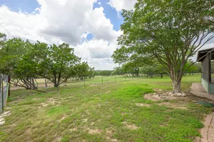 101 Pioneer Trail, Dripping Springs, TX 78620 - Photo 28